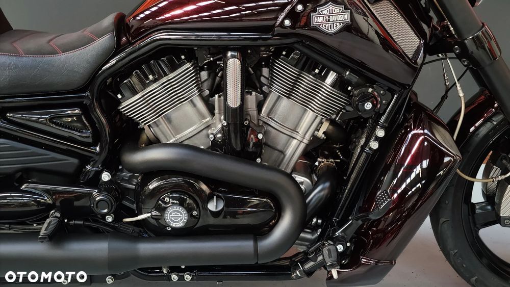 Harley-Davidson V-Rod Muscle - 21