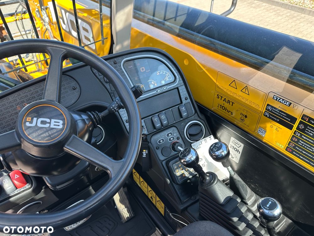 JCB 540-140 Hi Viz - 22