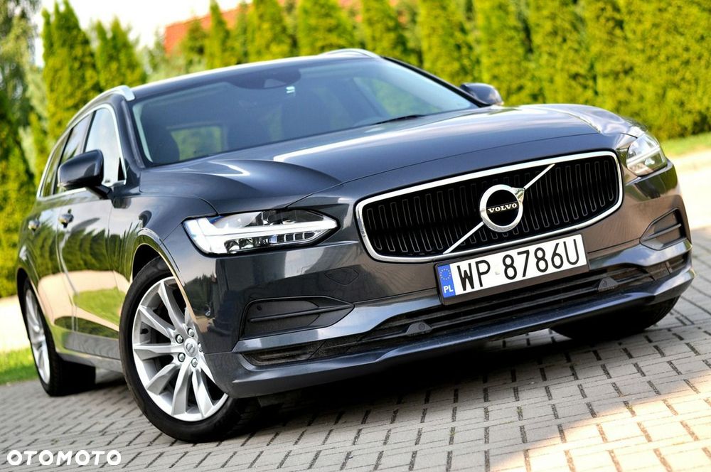 Volvo V90 D3 Momentum Pro - 2