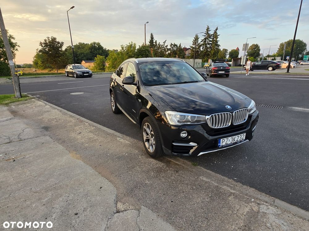 BMW X4 xDrive20d xLine - 10