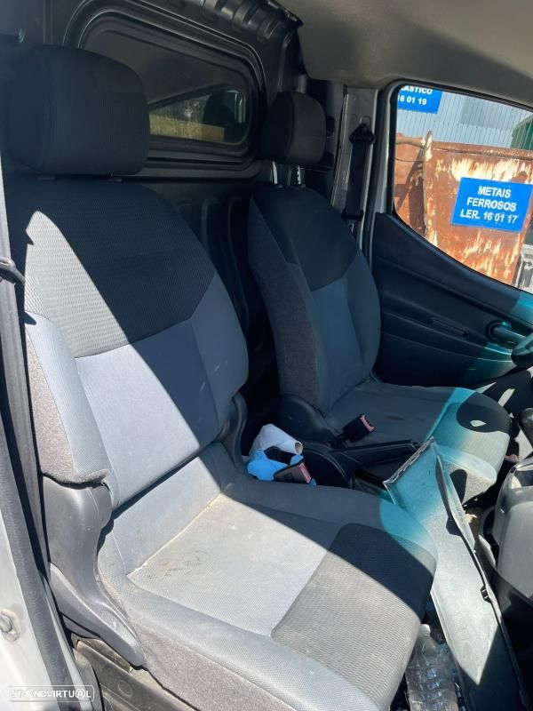 Para Peças Nissan Nv200 Caixa/Combi - 7