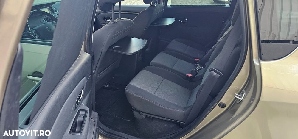 Renault Scenic 1.6 16V 110 Dynamique - 7