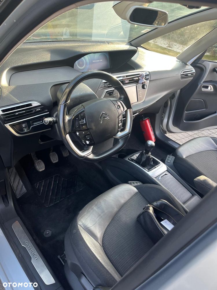 Citroën C4 Picasso e-HDi 115 Exclusive - 26