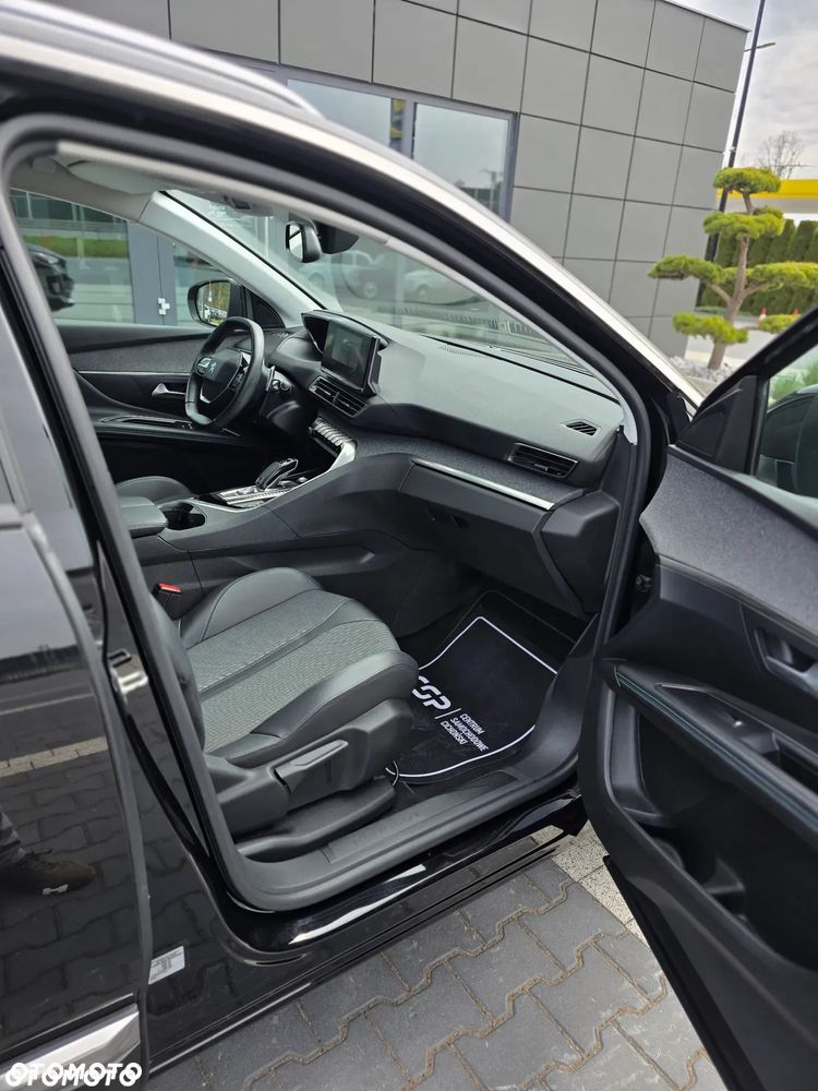 Peugeot 3008 1.2 PureTech Allure Pack S&S EAT8 - 17