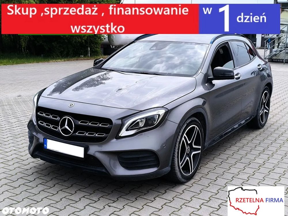 Mercedes-Benz GLA 180 AMG Line - 2