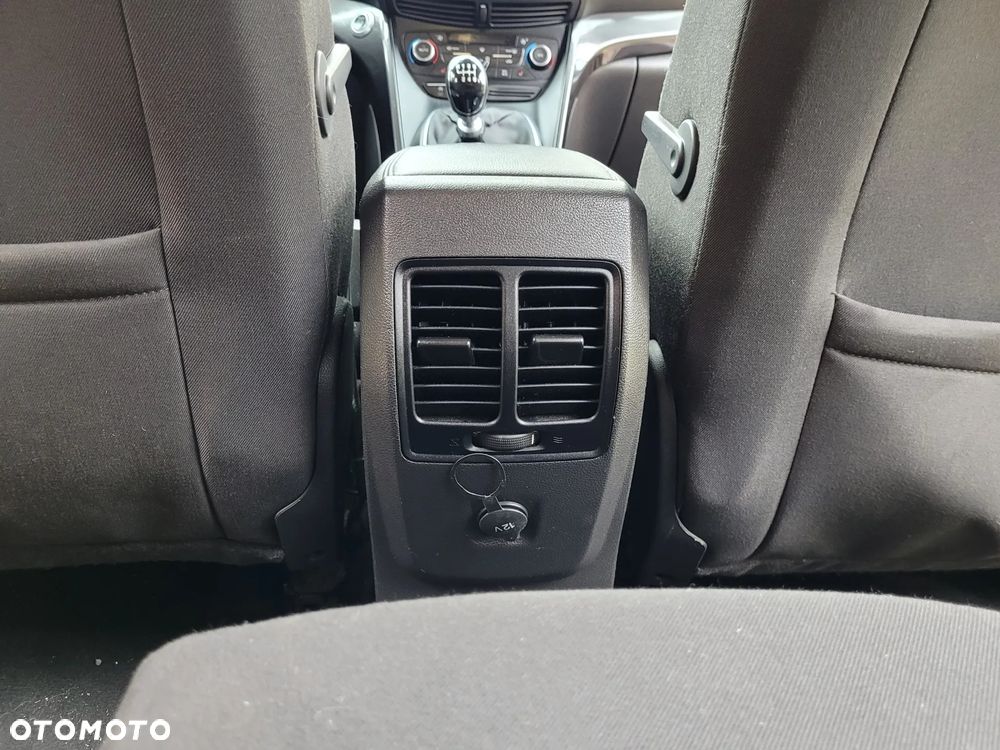 Ford Grand C-MAX - 18