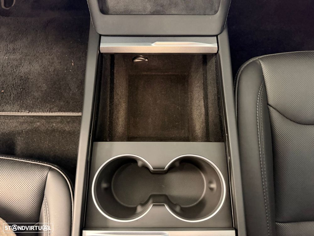 Tesla Model 3 Tração Traseira Standard - 22