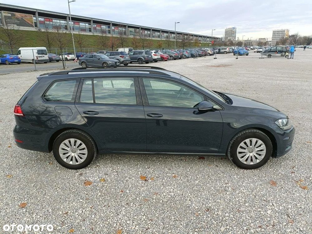Volkswagen Golf 1.0 TSI BMT Trendline - 6