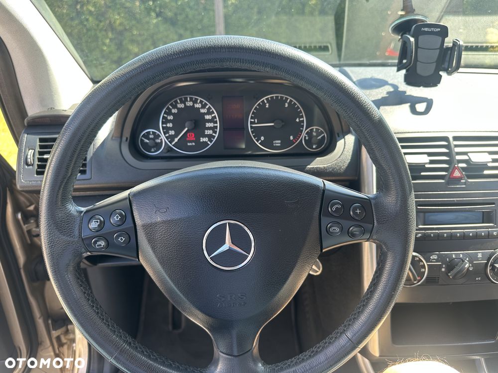 Mercedes-Benz Klasa A 160 CDI Classic - 16