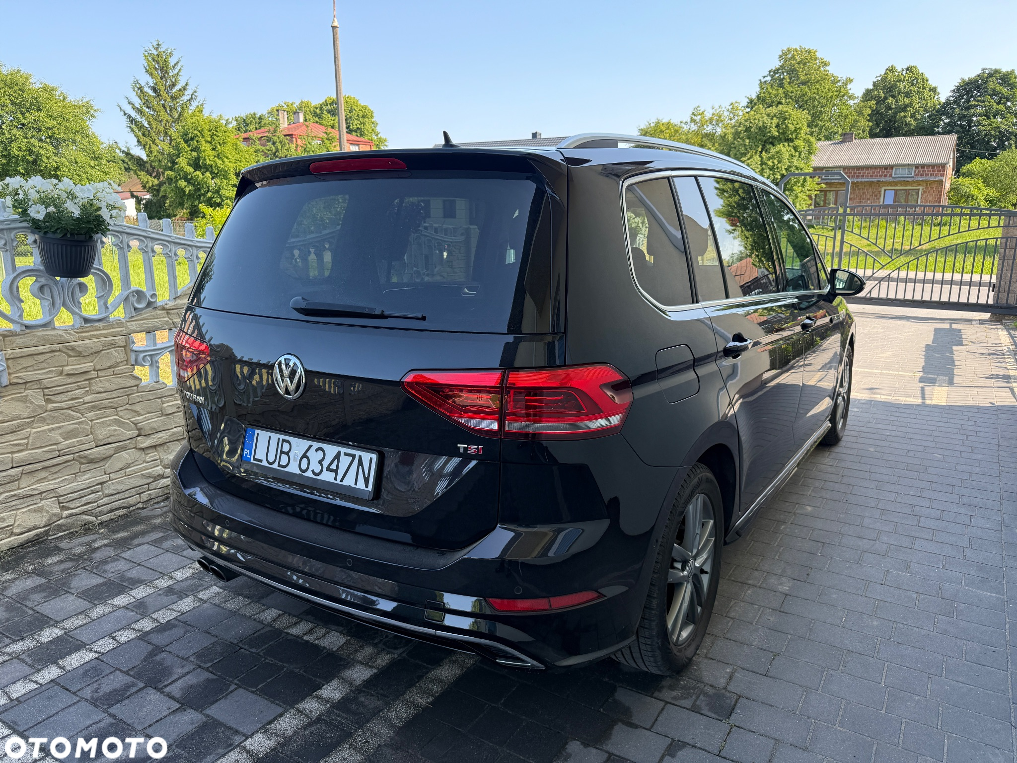 Volkswagen Touran - 5