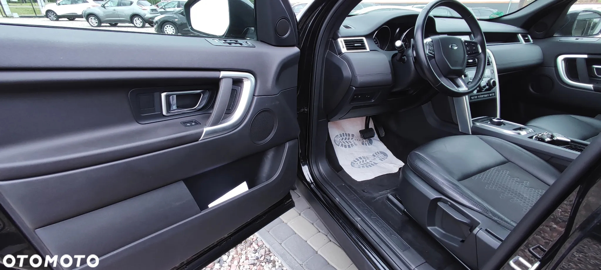 Land Rover Discovery Sport - 22