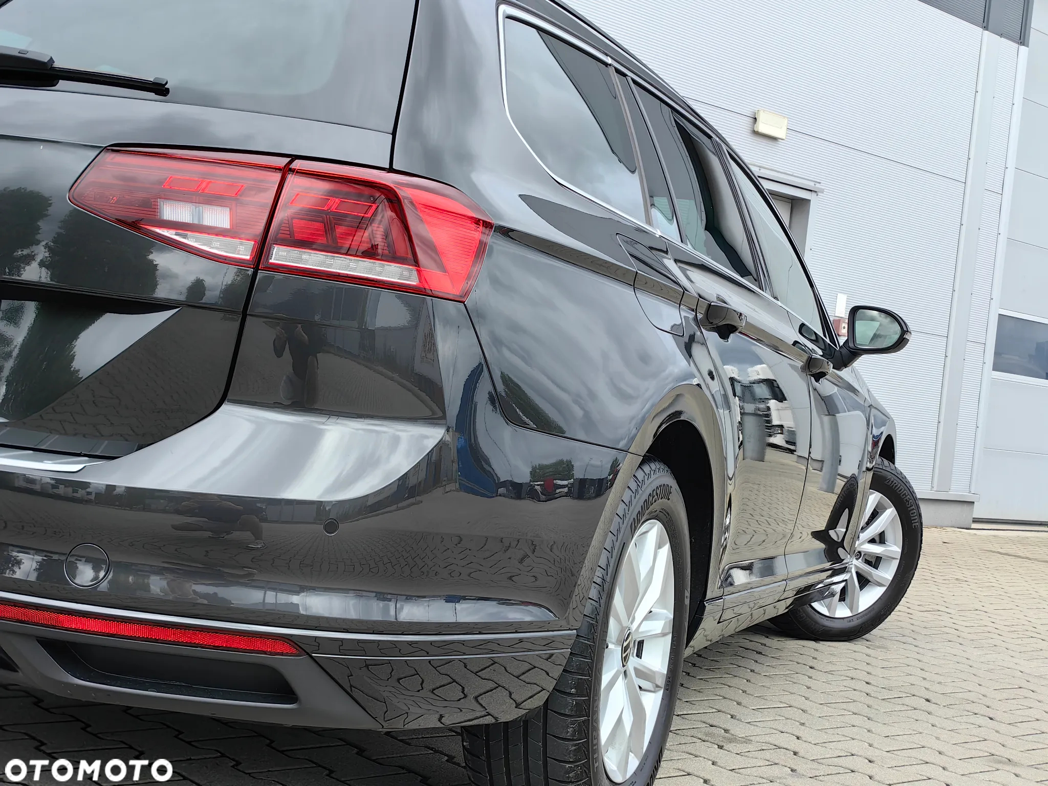 Volkswagen Passat Variant 1.5 TSI OPF DSG Highline - 36