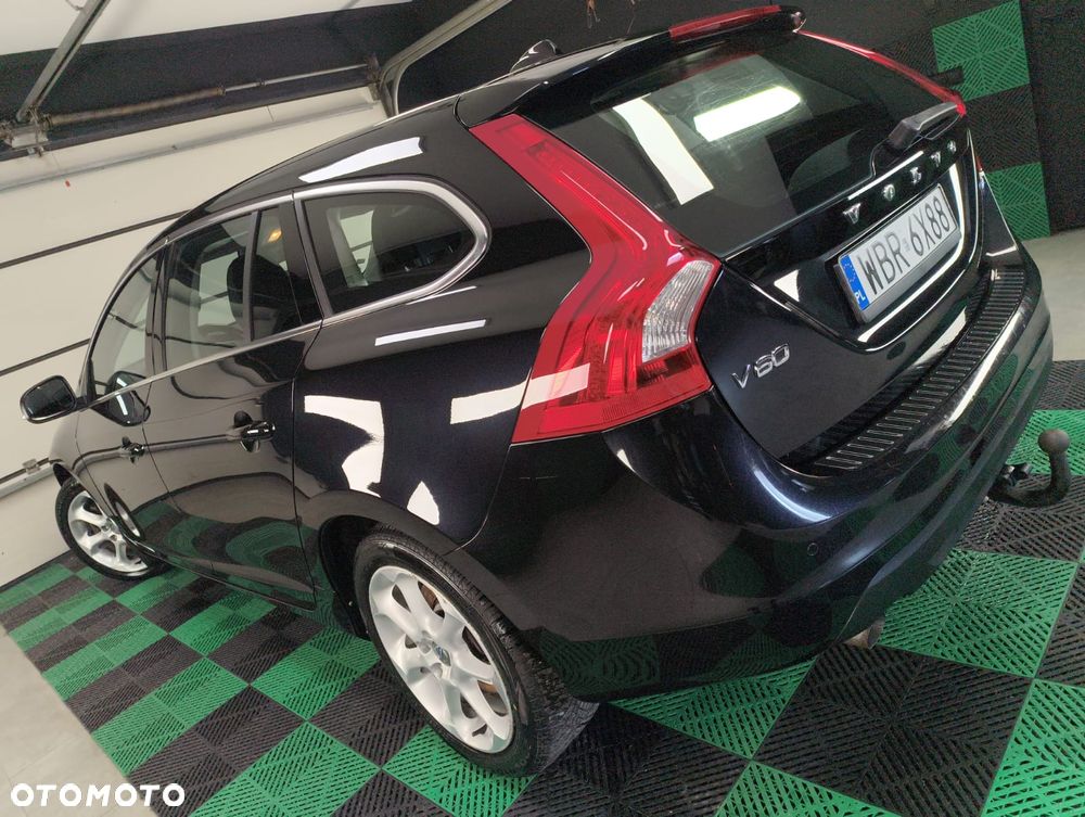 Volvo V60 D2 Kinetic - 16
