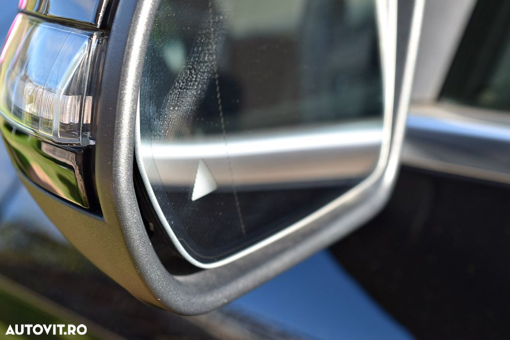 Mercedes-Benz GLC 300 e 4Matic 9G-TRONIC Edition AMG Line - 32