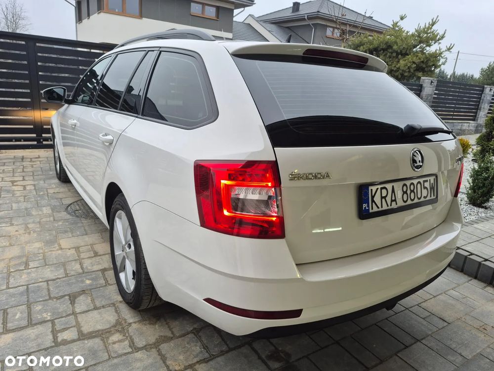 Skoda Octavia 2.0 TDI Style - 4