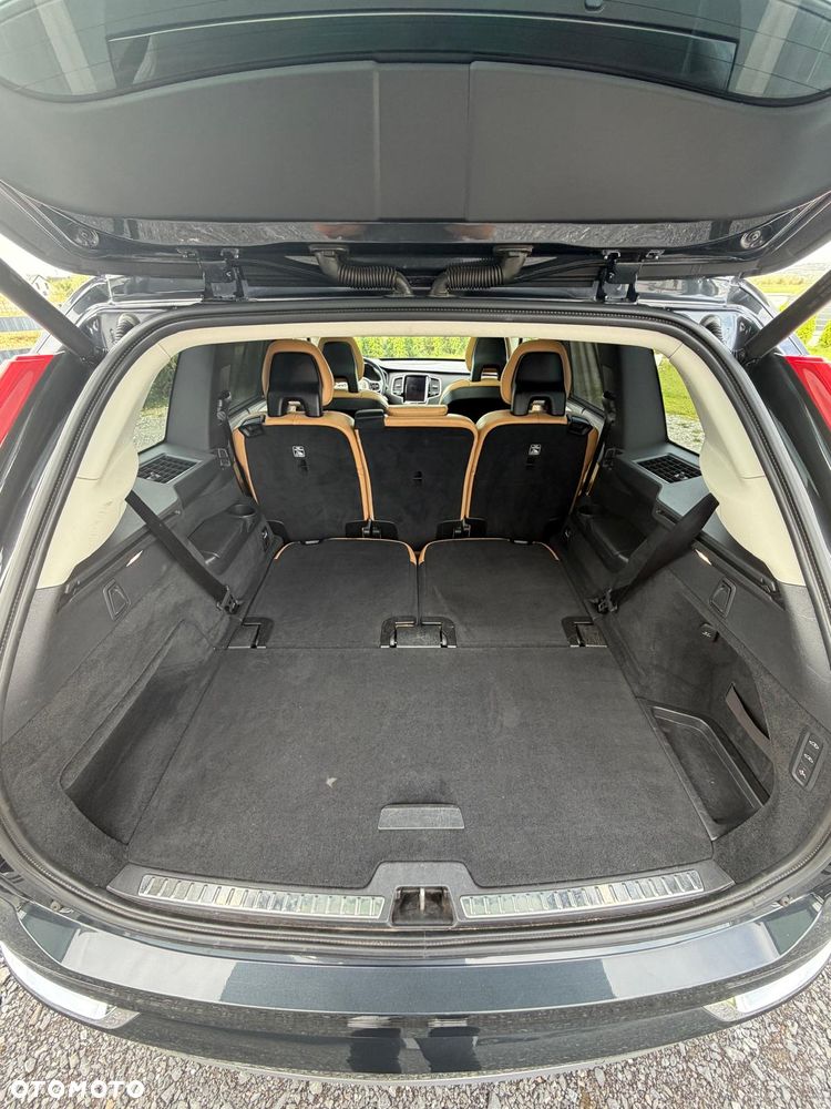Volvo XC 90 D5 AWD Inscription 7os - 31