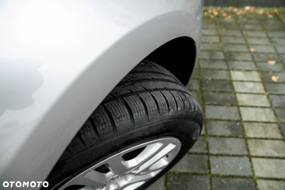 Opel Astra 1.4 Turbo Automatik - 24