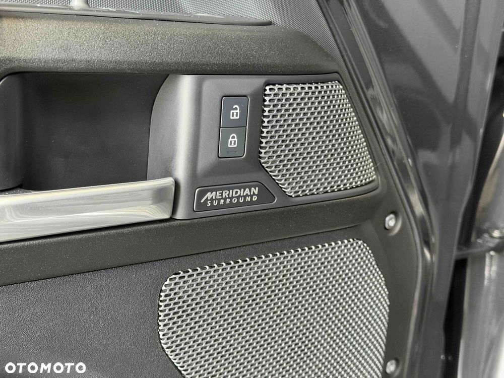 Land Rover Defender 5.0 P525 V8 - 19