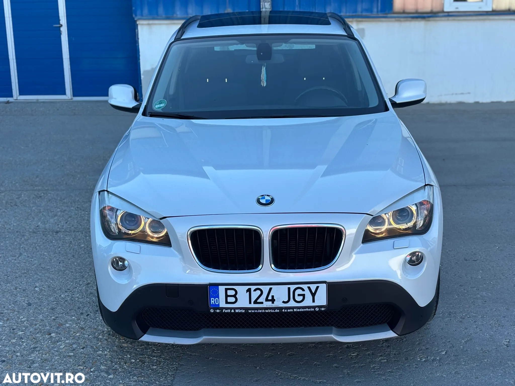 BMW X1 xDrive18d Sport Line - 2