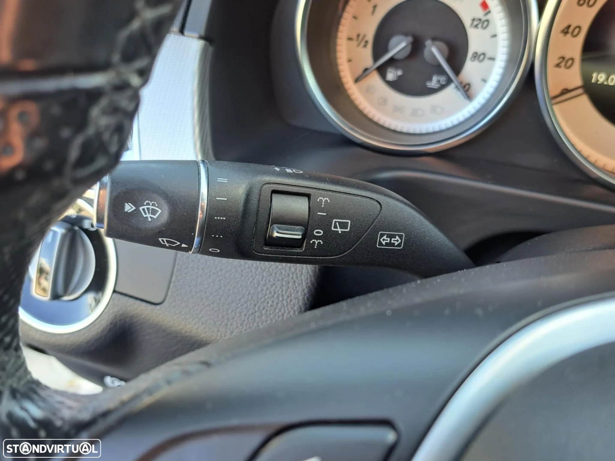 Mercedes-Benz E 220 BlueTEC Avantgarde - 31