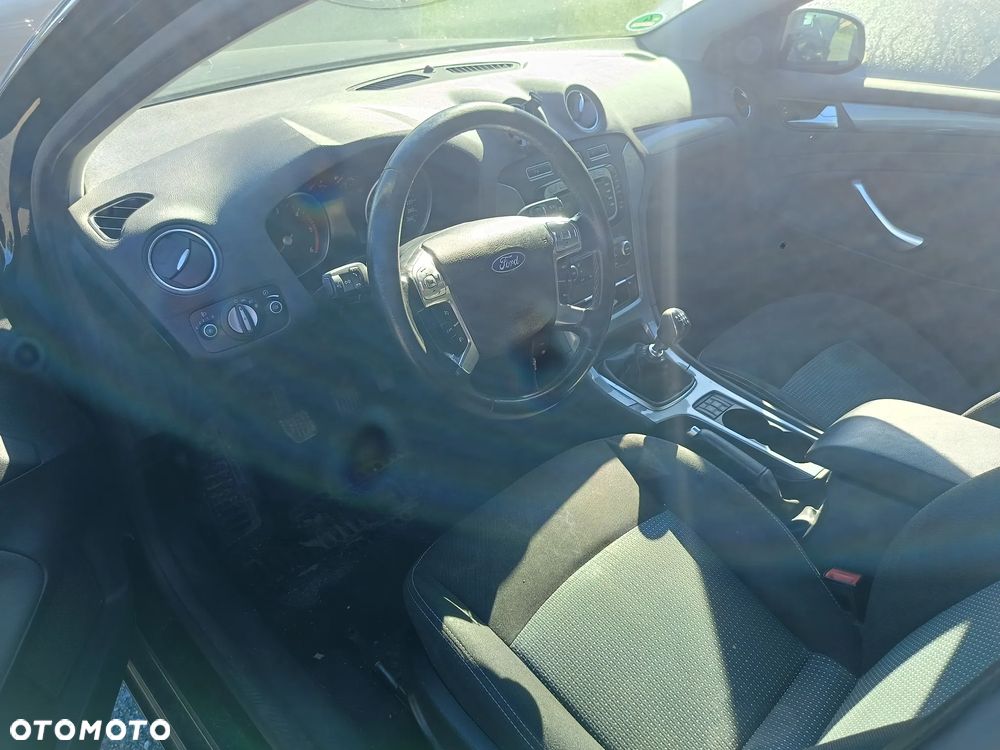 Ford Mondeo 2.0 TDCi ECOnetic Trend - 3