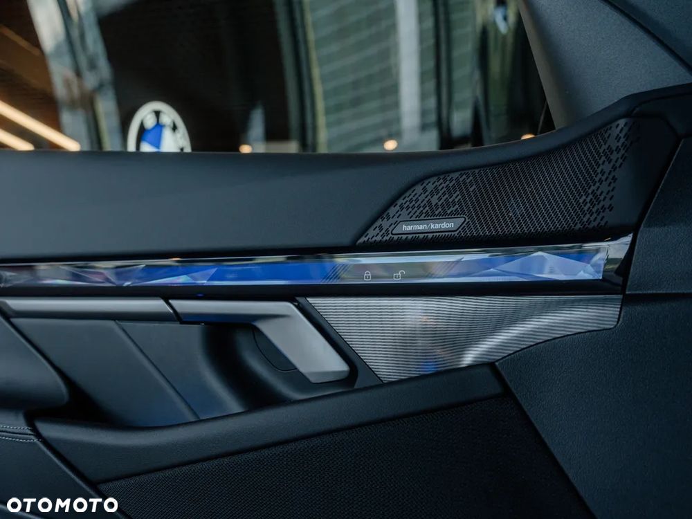 BMW Seria 5 520i - 10