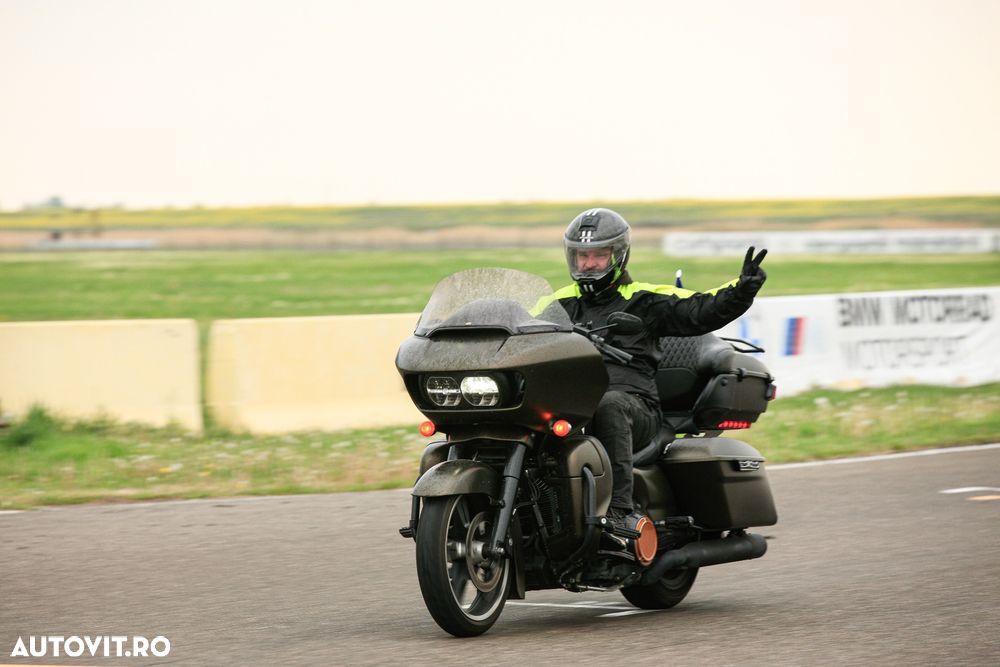 Harley-Davidson Road Glide Special - 8