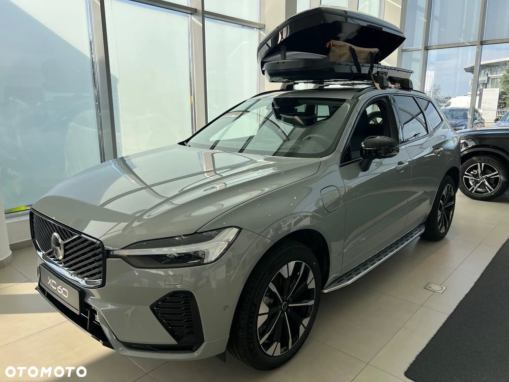 Volvo XC 60 T6 Plug-In Hybrid AWD Ultra Dark - 1