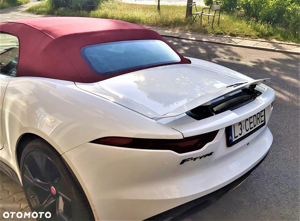 Jaguar F-Type 2.0 Turbo R-Dynamic - 12