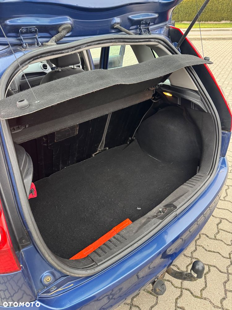 Ford Fiesta 1.4 TDCI - 11