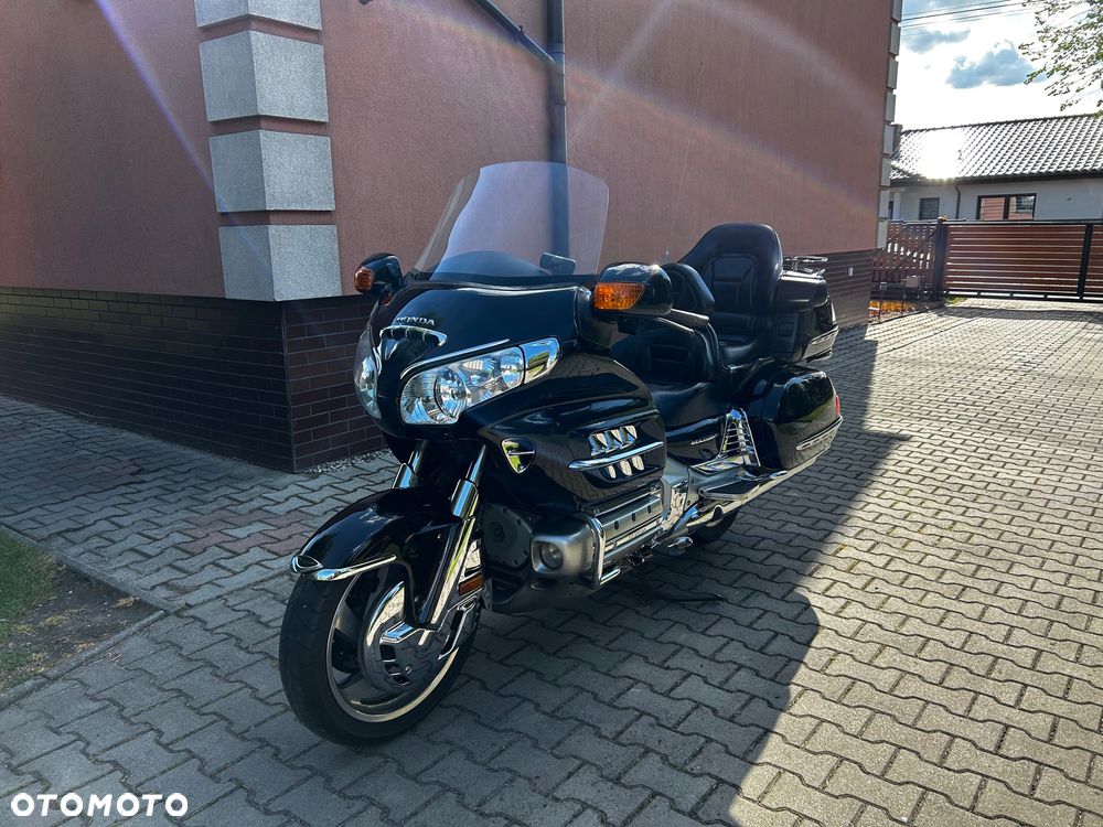 Honda GL - 4