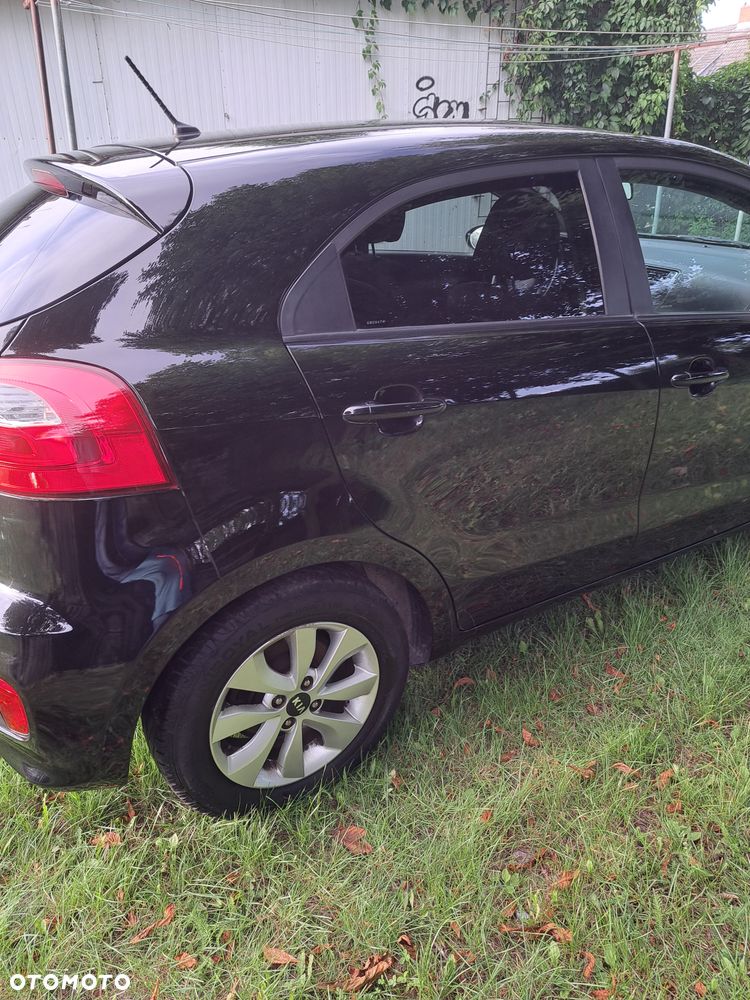 Kia Rio 1.2 M - 6