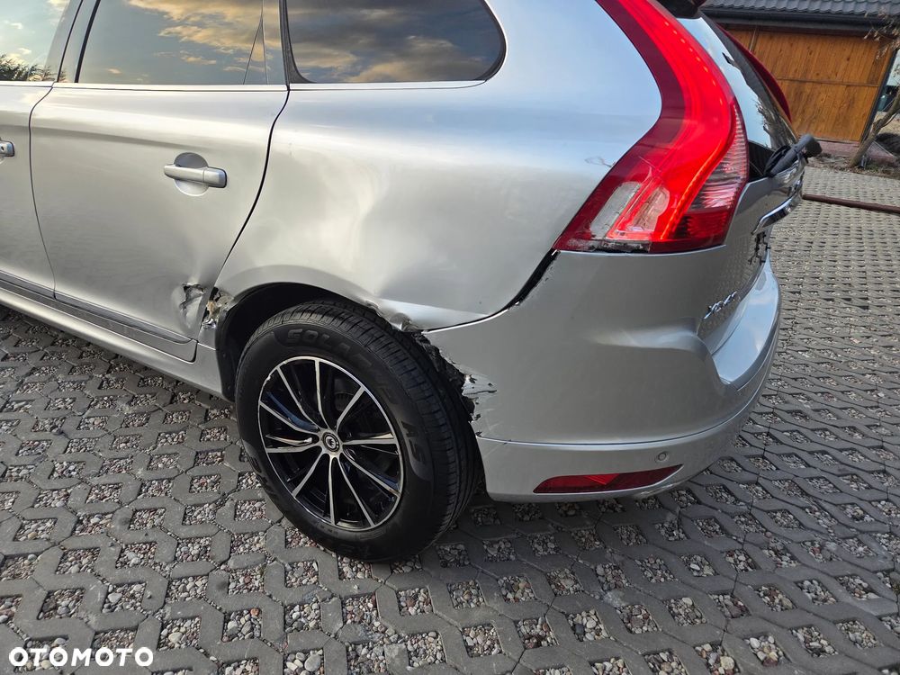Volvo XC 60 T5 AWD Geartronic Momentum - 7