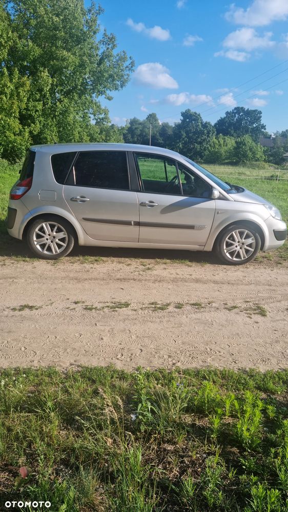 Renault Scenic - 4
