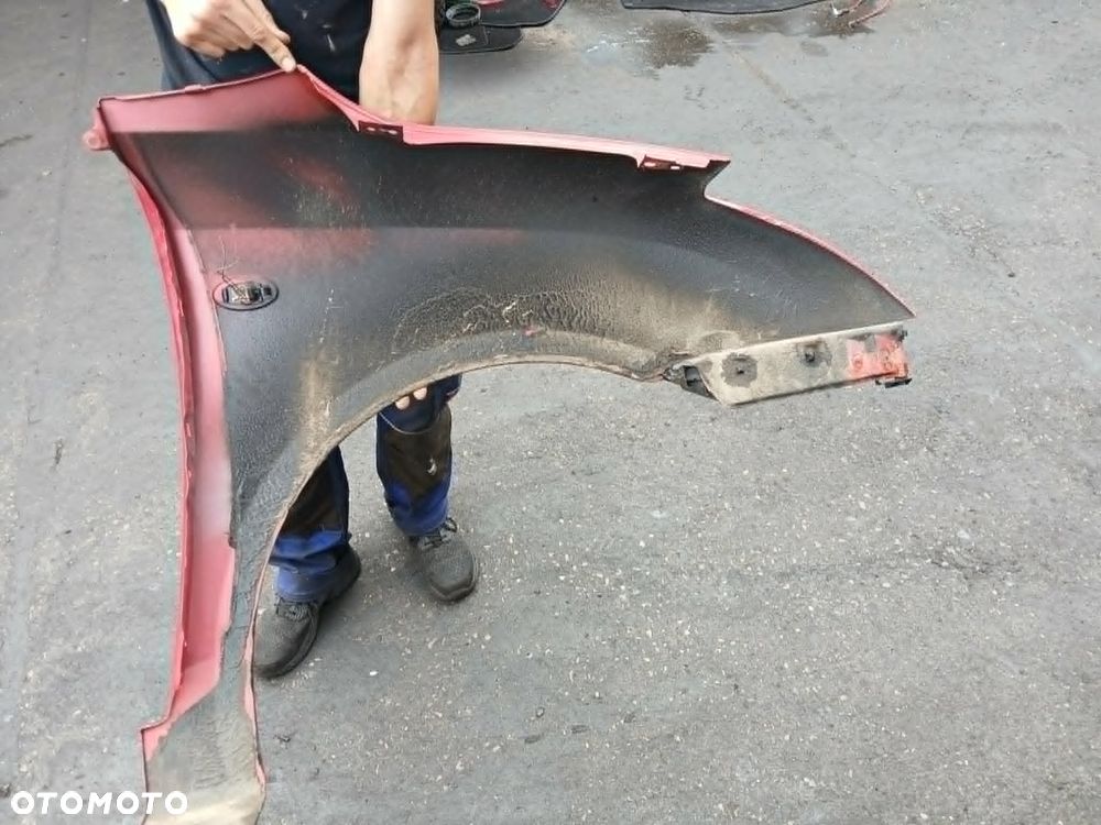 Suzuki Swift 3D 2008 rok kod lakieru ZCK błotnik lewy, prawy - 7