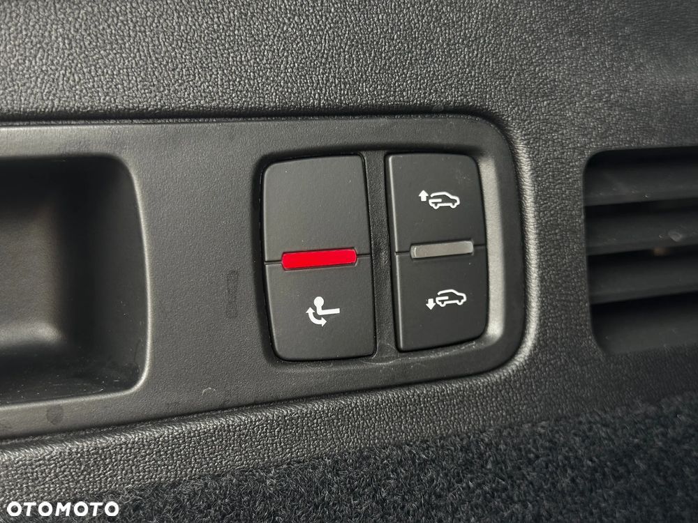 Audi Q5 Sportback 40 TDI mHEV Quattro S Line S tronic - 32