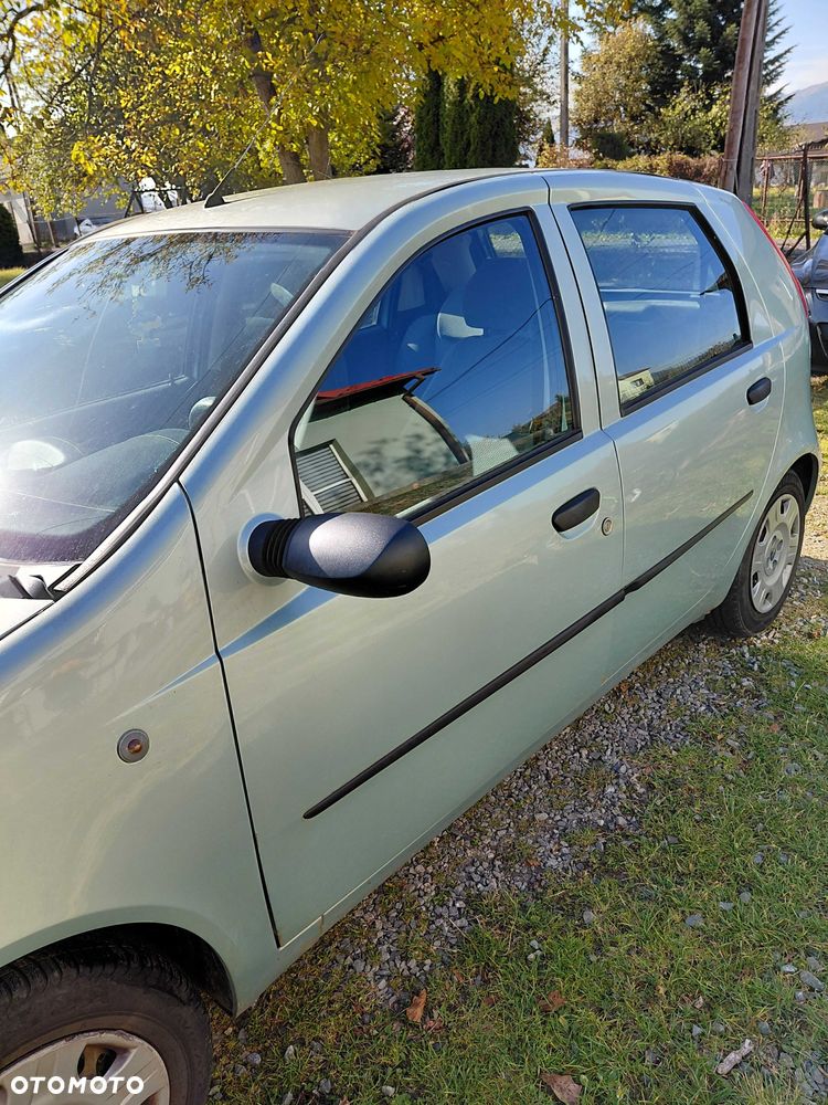 Fiat Punto 2004 photo 3