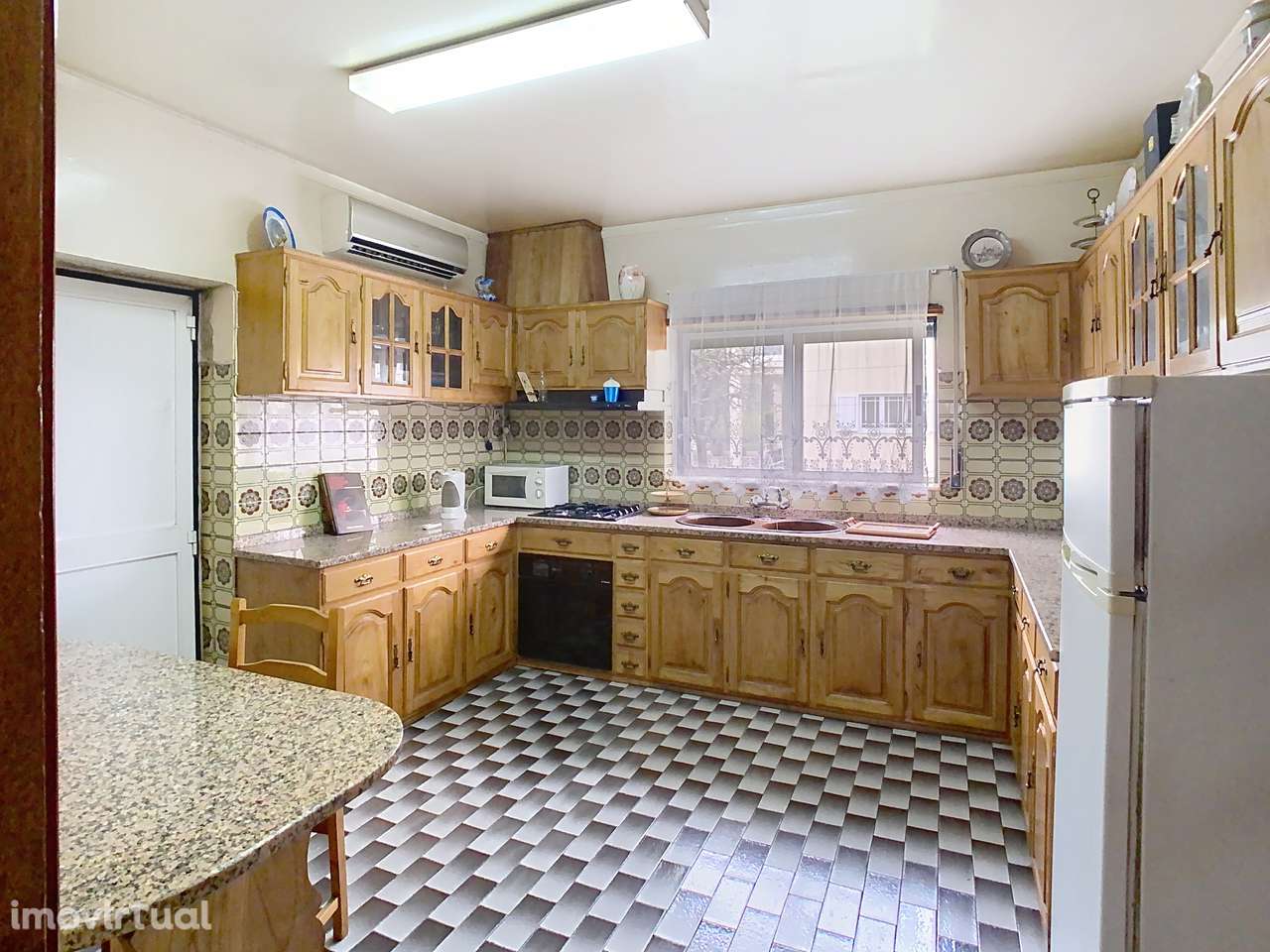 Moradia T5 Individual em Fafe - Grande imagem: 3/18