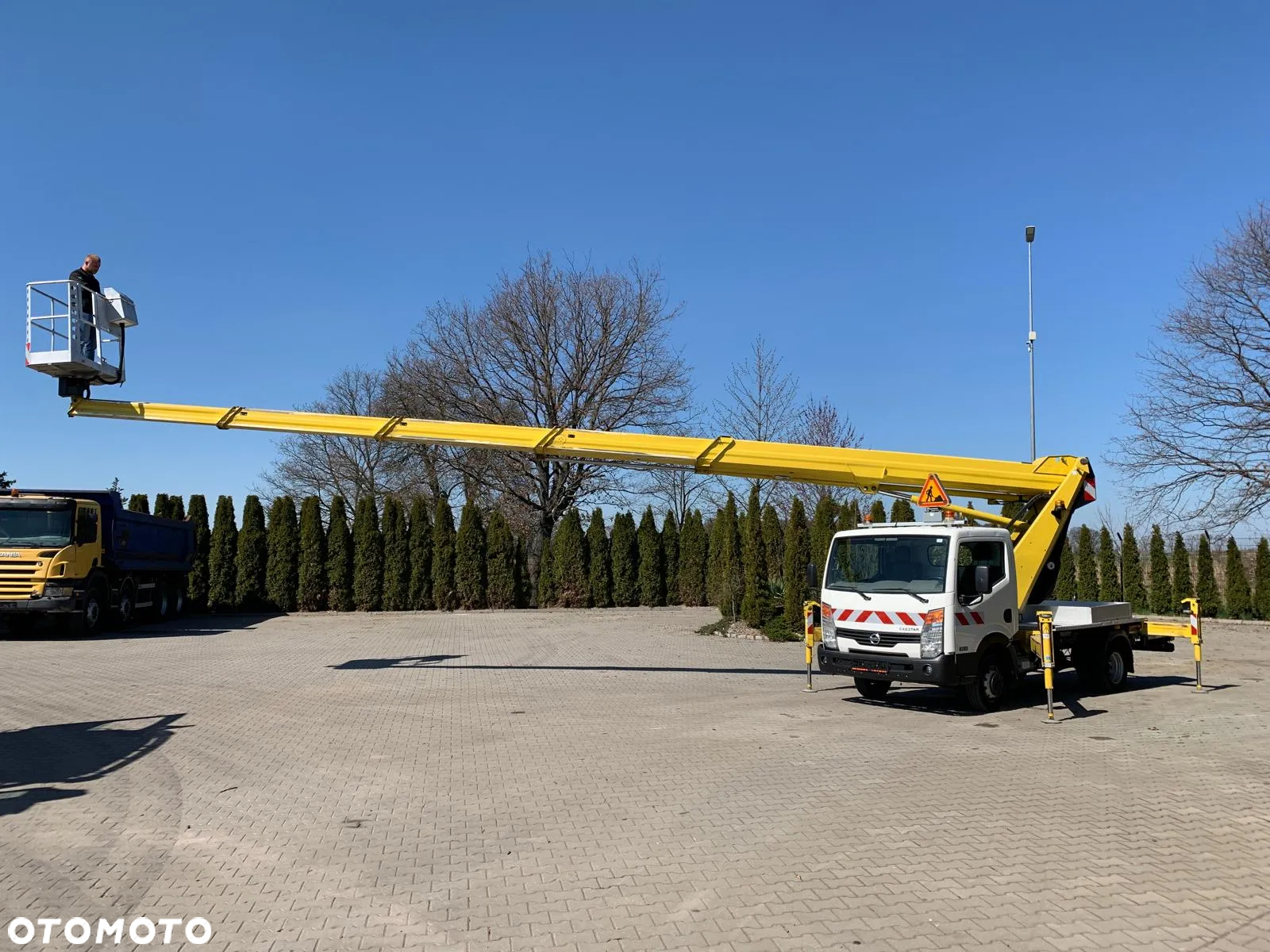 Nissan NISSAN CABSTAR 4x2 EURO6 PODNOŚNIK KOSZOWY - 20
