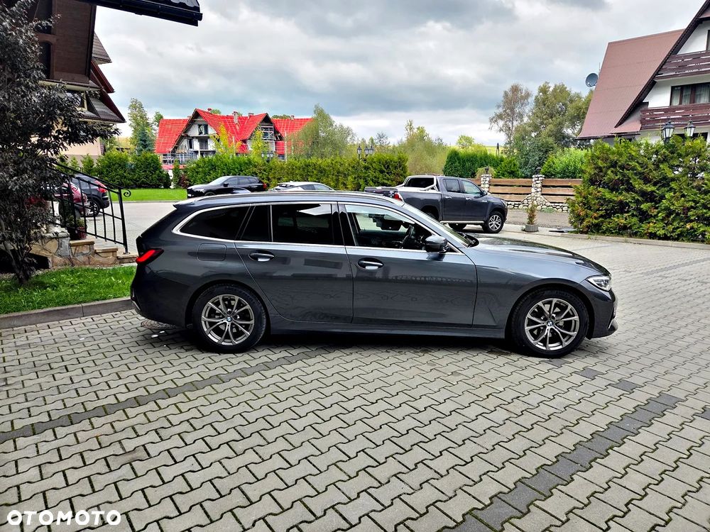 BMW Seria 3 320d xDrive Luxury Line sport - 7