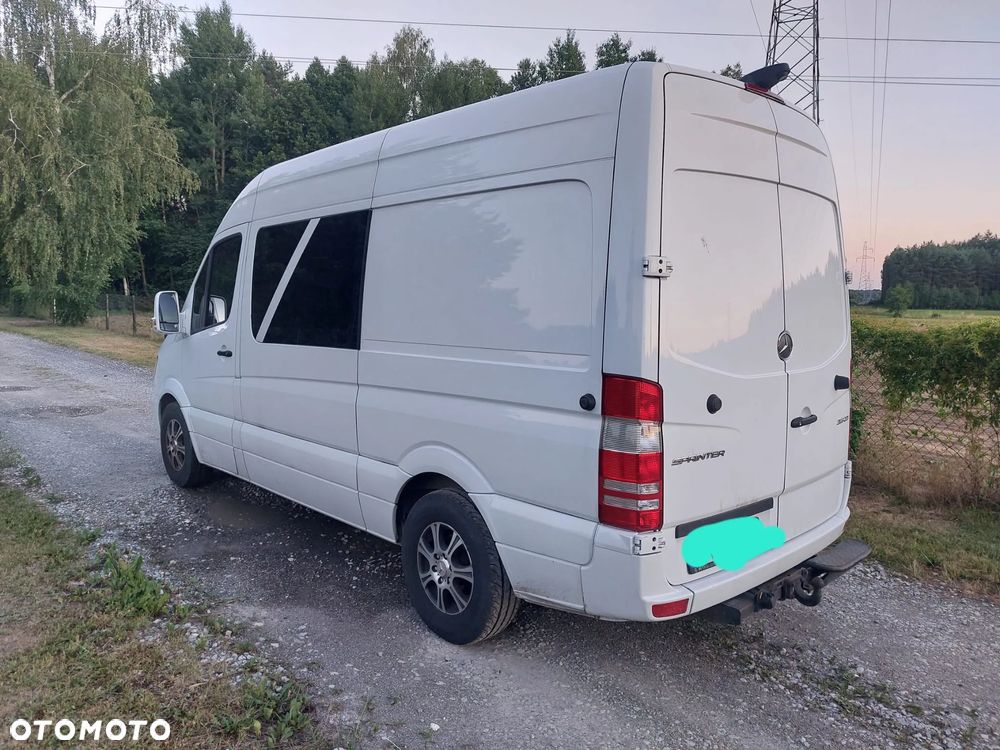 Mercedes-Benz Sprinter - 4