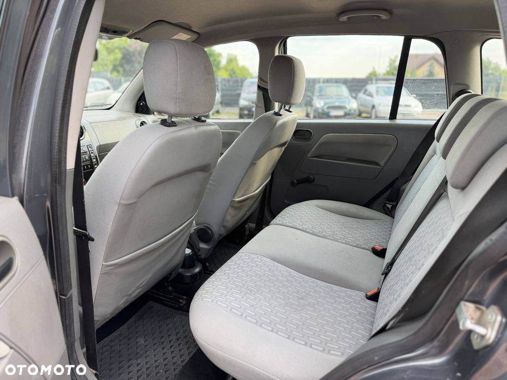 Ford Fusion - 7