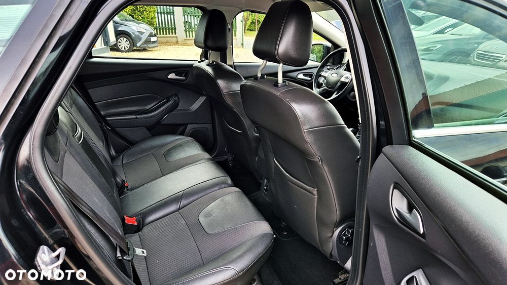 Ford Focus 1.6 Titanium - 35