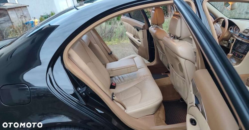Mercedes-Benz Klasa E - 37