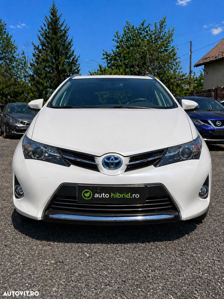 Toyota Auris - 2
