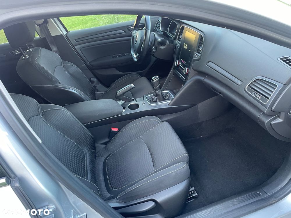 Renault Megane BLUE dCi 115 LIMITED - 10