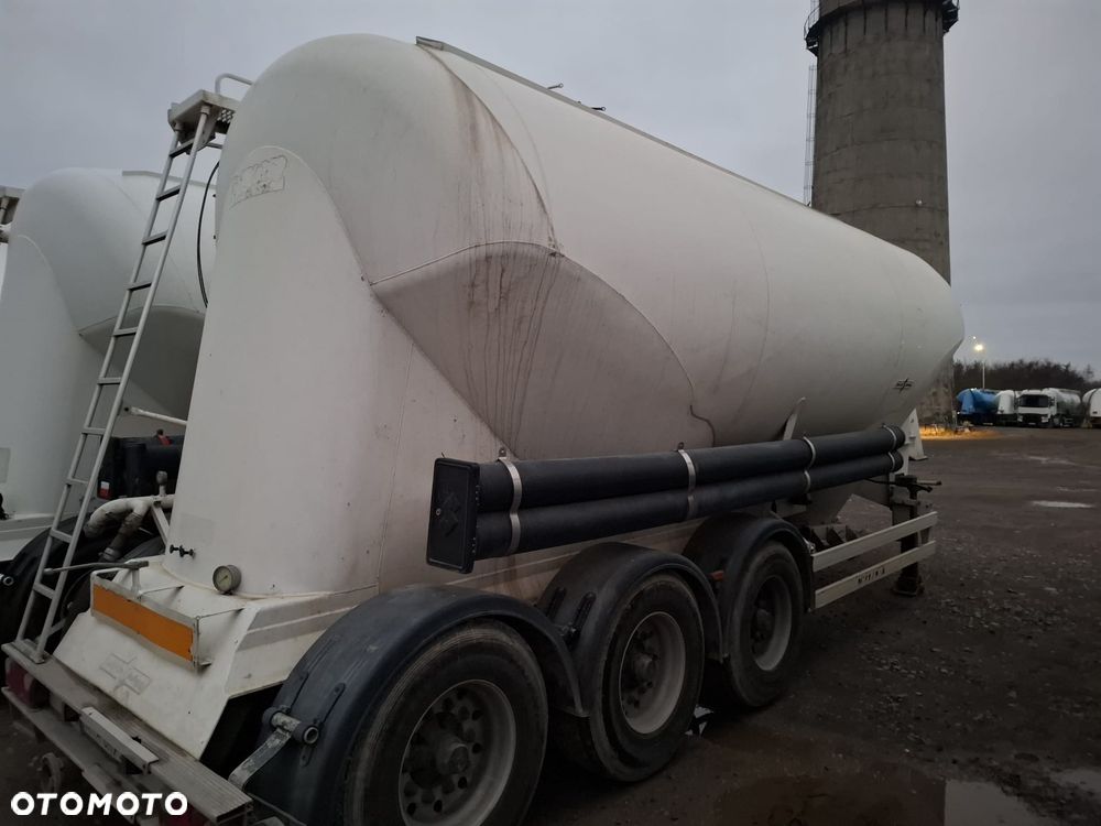 Spitzer Spitzer Feldbinder 37m3 2007rok - 3