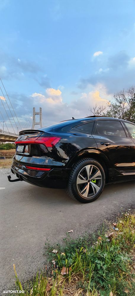 Audi Q8 Sportback e-tron 55 quattro Advanced - 11