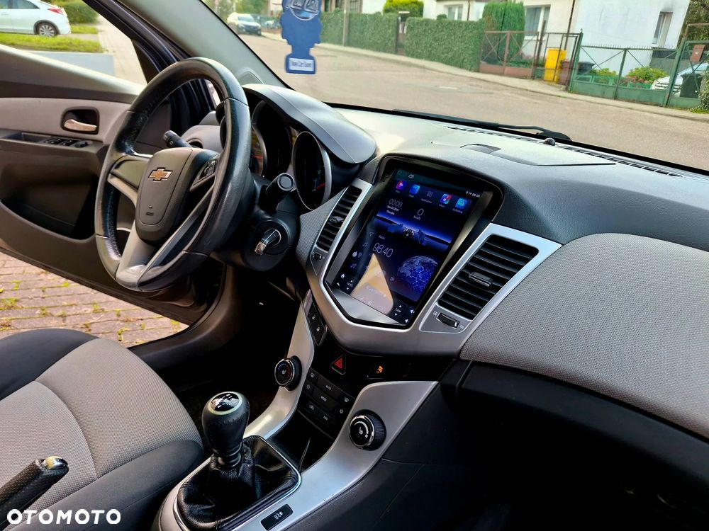 Chevrolet Cruze 1.8 LT - 14