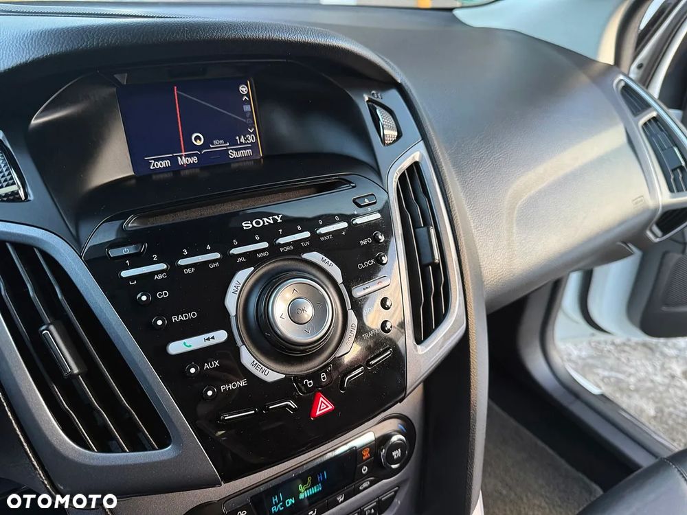 Ford Focus 1.6 EcoBoost Start-Stopp-System Titanium - 34